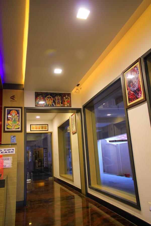 Hotel Sri Hayagriva Tiruchirappalli Exterior photo